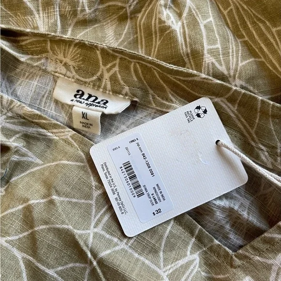 a.n.a Crop Top - Picture 4 of 4